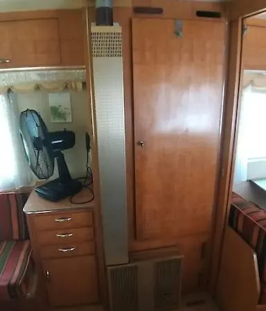 Campsite Erlebe Unseren Verein Im Geraeumigen Wohnwagen! *