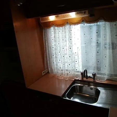 Erlebe Unseren Verein Im Geraeumigen Wohnwagen! Kemping